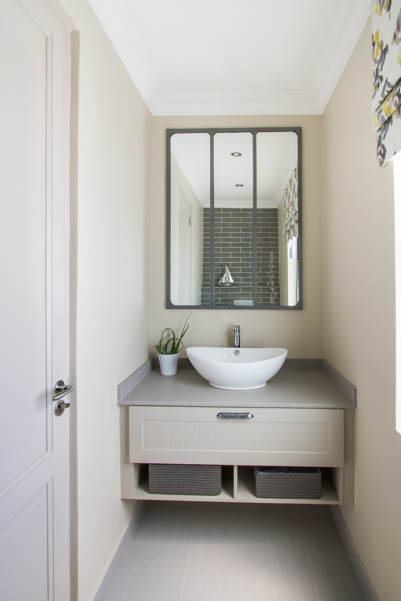 Page Images 1335x2000